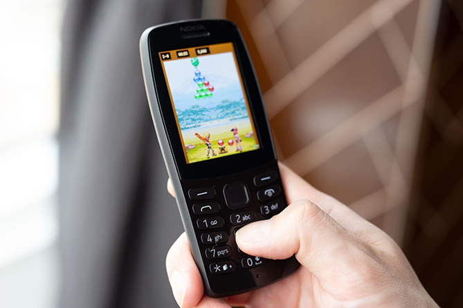 novinki_ot_nokia_flagman_s_pyatyu_kamerami_byudzhetnye_smartfony_i_knopochnyy_telefon_foto - рис.5