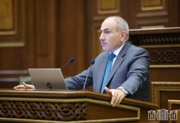 Элиты Армении и Карабаха держали народ Карабаха в заложниках - Пашинян (ВИДЕО)