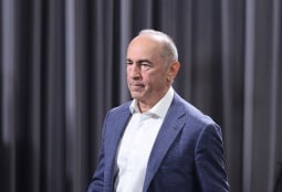 Суд рассматривает продление ареста Роберта Кочаряна: адвокат заявил об отсутствии доказательств в материалах