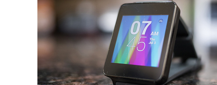 Хакеру удалось запустить Windows 7 на 42-миллиметровых умных часах