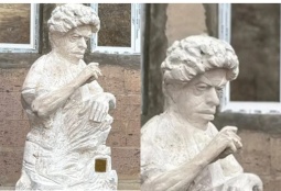 Памятник Паруйру Севаку в селе Зангкатун может быть демонтируют