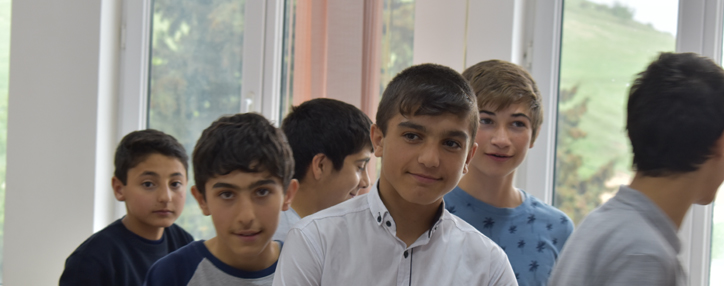 Ucom обеспечила интернетом Иджеванский колледж и среднюю школу Неркин Кармирахпюр