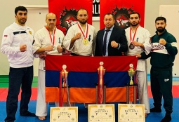 Հայաստանի կիոկուշին կարատեի հավաքականը 12 մեդալ է նվաճել աշխարհի առաջնությունում (ՖՈՏՈ)