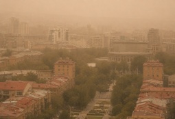 Концентрация пыли и диоксида азота в Ереване превышала допустимые нормы в начале октября