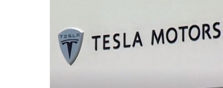 Компания Tesla инвестировала $1,5 млрд в биткойн