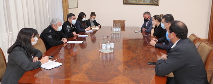 Глава МЧС Армении обсудил с операторами связи возможности модернизации систем оповещения