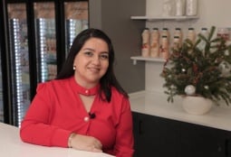 Կաթնամթերք և հորմոններ. էնդոկրինոլոգ Գրետա Մուրադյանը պարզաբանել է՝ ինչ կաթնամթերք ընտրել վահանաձև գեղձի հիվանդությունների դեպքում (ՎԻԴԵՈ)