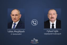 Пашинян позвонил Алиеву и обсудил договоренности, достигнутые в Вашингтоне год назад 