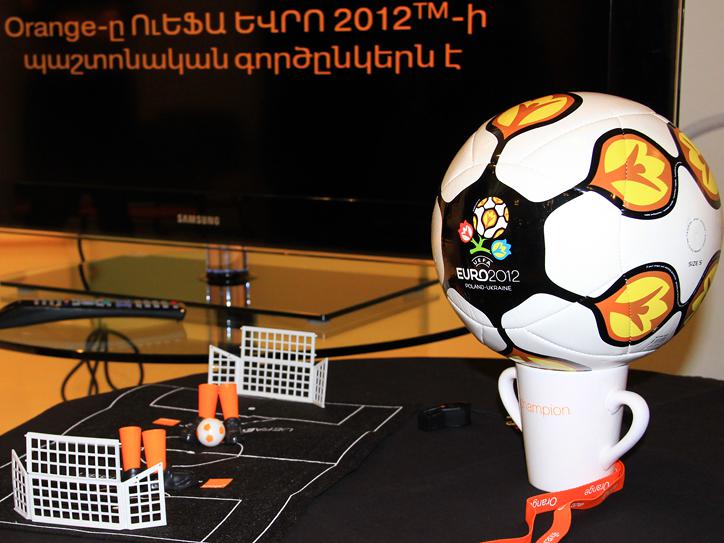 Հայաստանում մեկնարկել է ֆուտբոլի երկրպագուների համար նախատեսված Orange ընկերության UEFA EURO 2012 SMS-խաղը