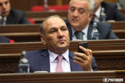 Экс-глава Минфина и КГД Армении Гагик Хачатрян арестован на два месяца