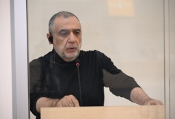 Семья Рубена Варданяна назвала "ужасающим, но ожидаемым" приговор, вынесенный ему судом в Баку 