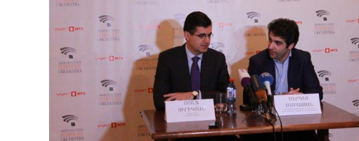 ՎիվաՍել-ՄՏՍ-ի և Հայաստանի պետական երիտասարդական նվագախմբի ամանորյա նվերը. Երևանում հանդես եկավ Մարիո Ստեֆանո Պիետրոդարկին