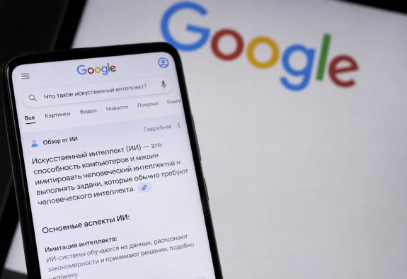 Издатели теряют трафик: ИИ-ответы Google захватили почти половину всех поисковых запросов