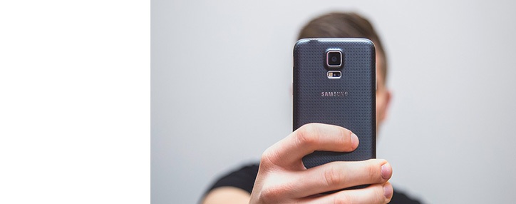 В Германии на выборах запретят делать селфи в кабинках для голосования