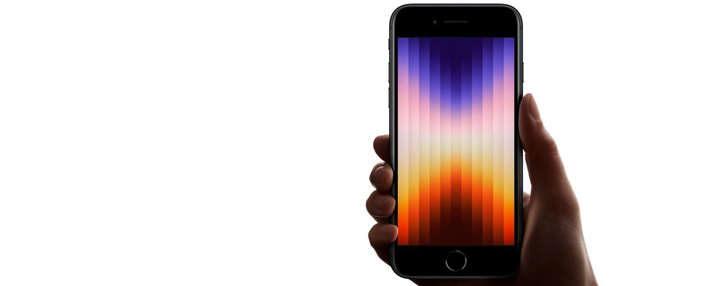 Apple не позволила адаптировать iPhone под российские сети связи Apple не позволила адаптировать iPhone под российские сети связи