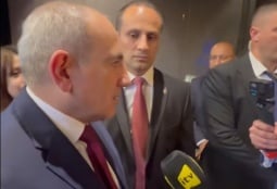 Խաղաղության համաձայնագիրը ՀՀ տարածքային պահանջների մասին Ադրբեջանի մտահոգությունները լուծելու ամենակարճ ճանապարհն է. Փաշինյանն՝ Ադրբեջանի հանրային հեռուստատեսությանը տված հարցազրույցում (ՎԻԴԵՈ)