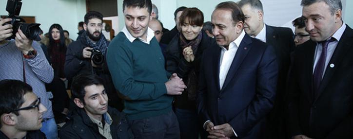 Правительство Армении готово профинансировать новые программы в ИТ-сфере – премьер 