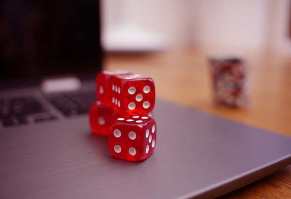 НС Армении окончательно приняло закон о цифровом регулировании игровой деятельности через единого оператора