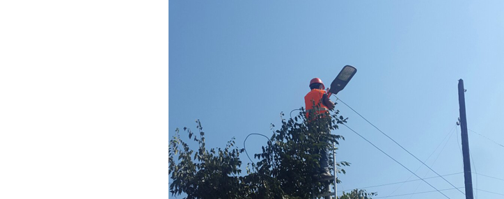 В селе Шнох начата установка экономных LED-систем уличного освещения при содействии VivaCell-MTS В селе Шнох начата установка экономных LED-систем уличного освещения при содействии VivaCell-MTS