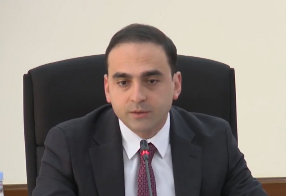 AI will monitor road conditions, litter, and illegal advertising in Yerevan