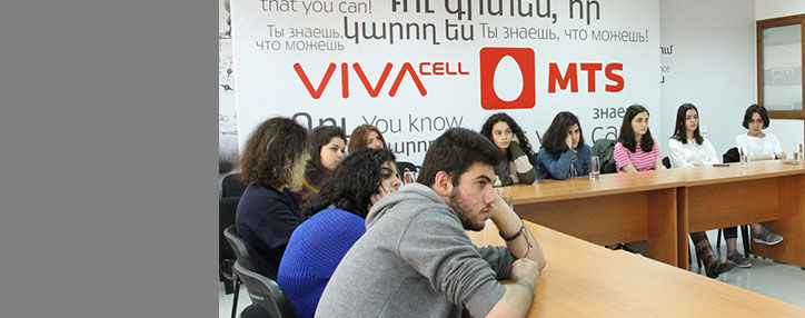 Гендиректор VivaCell-MTS прочитал лекцию ученикам армянской школы