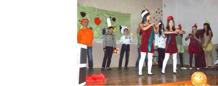 Воспитанники ереванского интерната организовали представление и выставку в честь «Ростелекома»