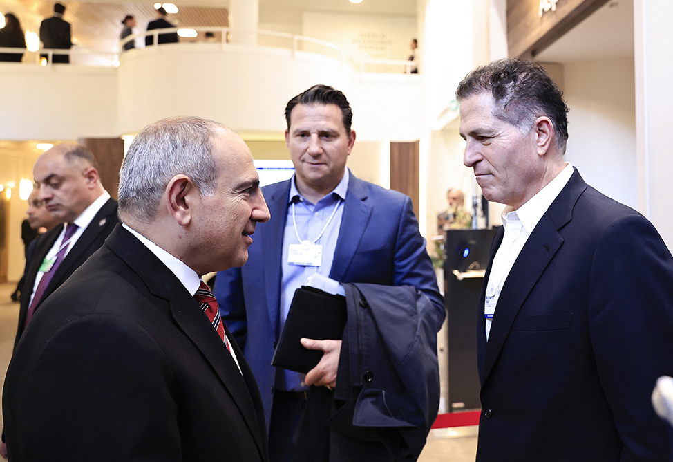 Пашинян, Давос