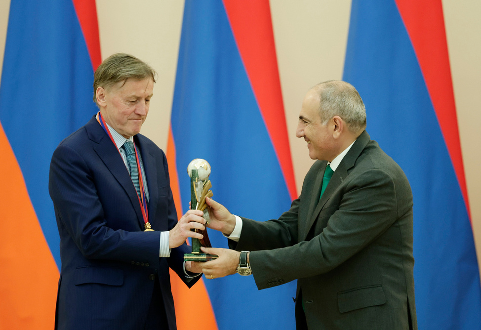 Гендиректору Analog Devices вручена госпремия Армении "За всемирный вклад в развитие высоких технологий" 2025 года 