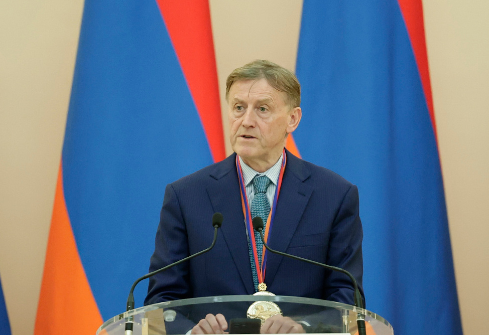  Analog Devices CEO Awarded 2025 Armenian State Prize "For Global Contribution to High Technologies"