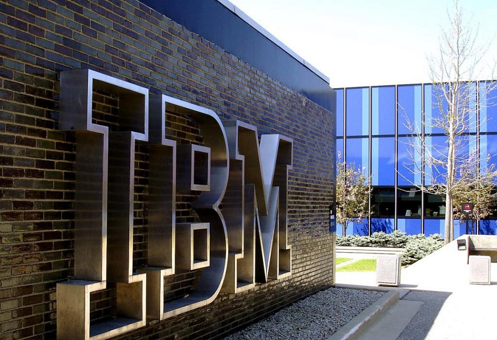 IBM выпустила линейку мейнфреймов «только для Linux» IBM выпустила линейку мейнфреймов «только для Linux»